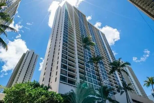 Deluxe Condo Near Waikiki Beach - Free Parking Honolulu