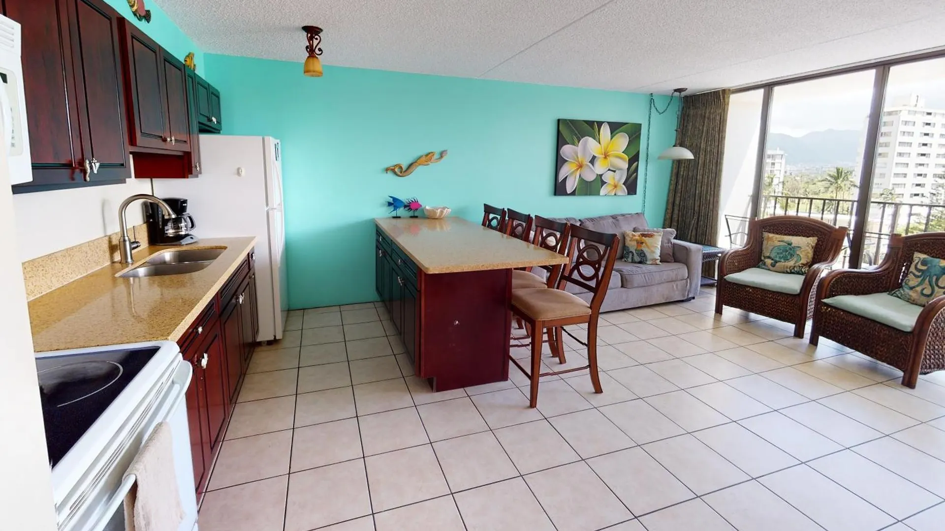 Deluxe Condo Near Waikiki Beach - Free Parking Honolulu USA